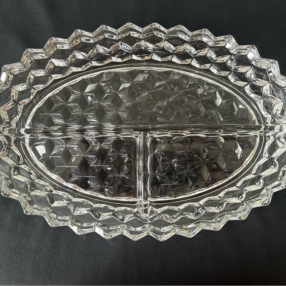 FOSTORIA American UV tested authentic.3 Part Divided Relish/Snack/Olive/Nut Dish - Picture 4 of 13